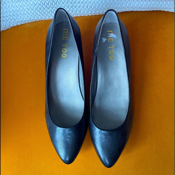 Me Too “Adcox” Black Leather Heels - Size 8 - Picture 4 of 5